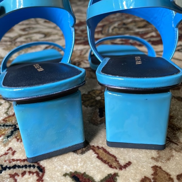 Via Spiga blue patent leather sandals. - Picture 5 of 7